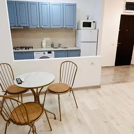 Modern Studio Near The Old Town Center, Subway, Park And Mall *