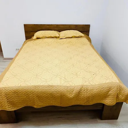 Modern Studio Near The Old Town Center, Subway, Park And Mall